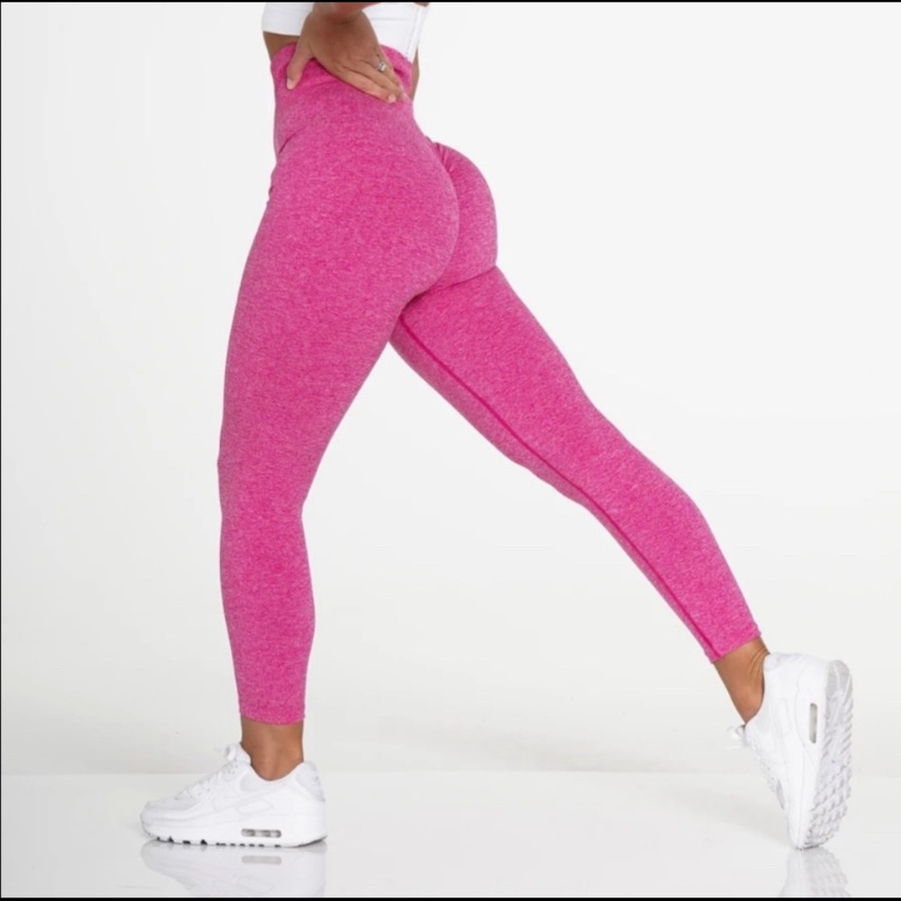 NVGTN scrunch legging NWT